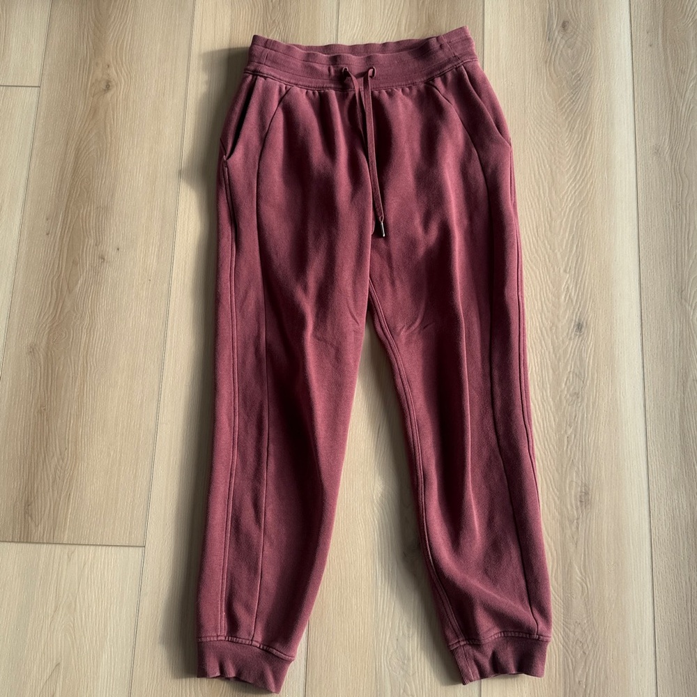 Lululemon Scuba High-Rise Jogger Smoky Red Size 4 Cotton Terry - Picture 4 of 7